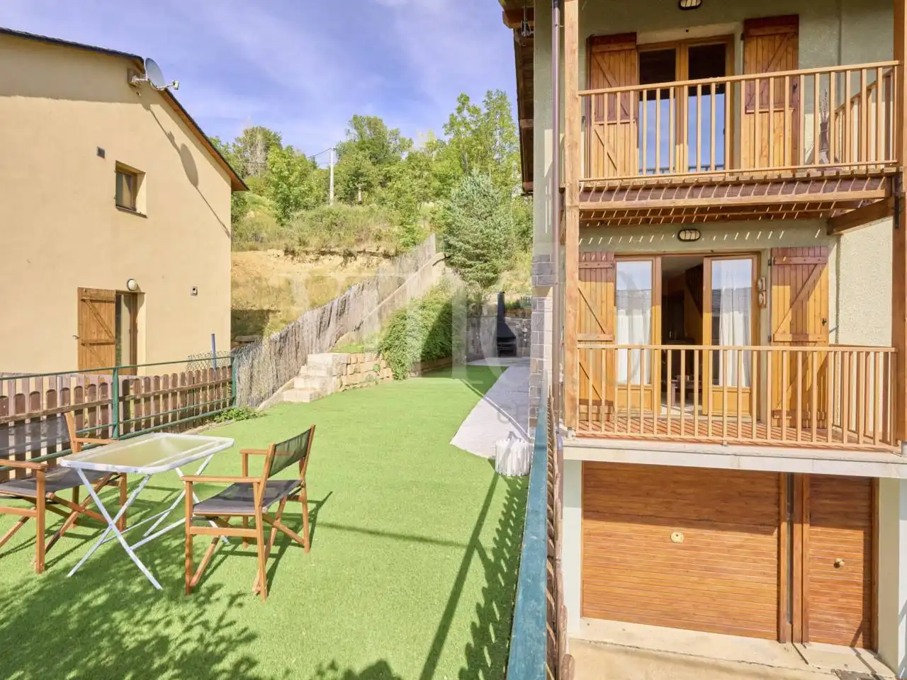 Terraced house with garden for sale in Calle ROUTE DE POUJALS, imagen 3