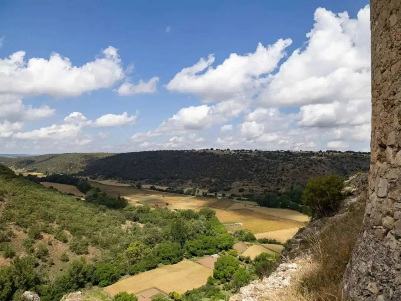 Außenansicht von Gebäude zum Verkauf in Sigüenza