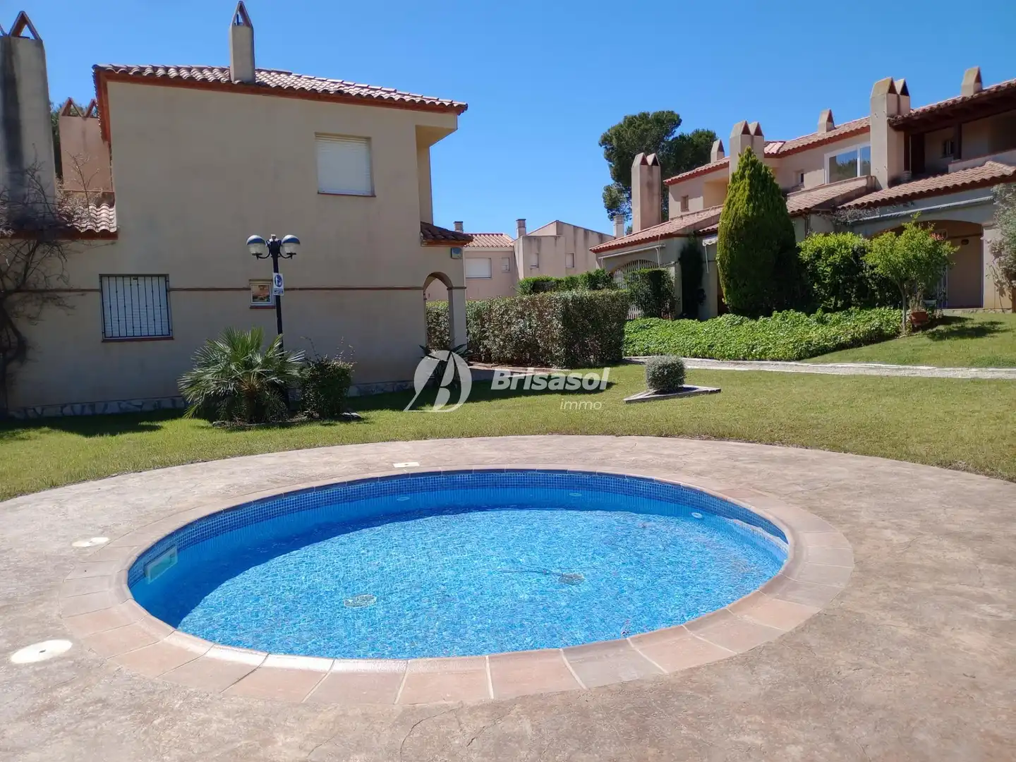 Piscina de Casa adosada en venta en Mont-roig del Camp con Jardín privado y Piscina comunitaria