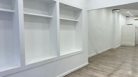 LOCAL COMERCIAL EN VENTA EN PLENO CENTRO DE MANRESA CALLE BORN, imatge 2