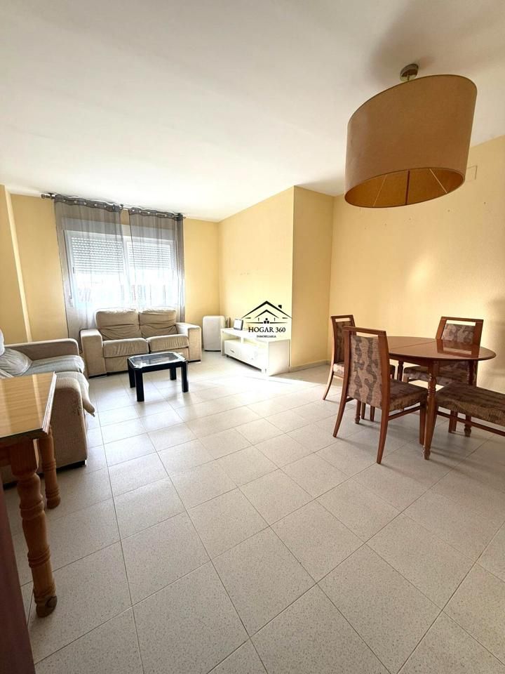 Living room of Flat for sale in Cáceres Capital  with Furnished