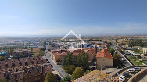 Foto 4 de Casa o chalet en venta en Calle Abajo de San Pedro, Viana, Navarra