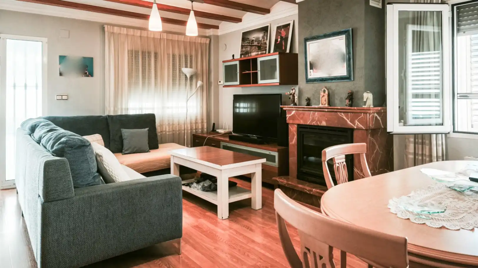 Wohnzimmer von Haus oder Chalet zum Verkauf in Oliva mit Klimaanlage, Heizung und Terrasse