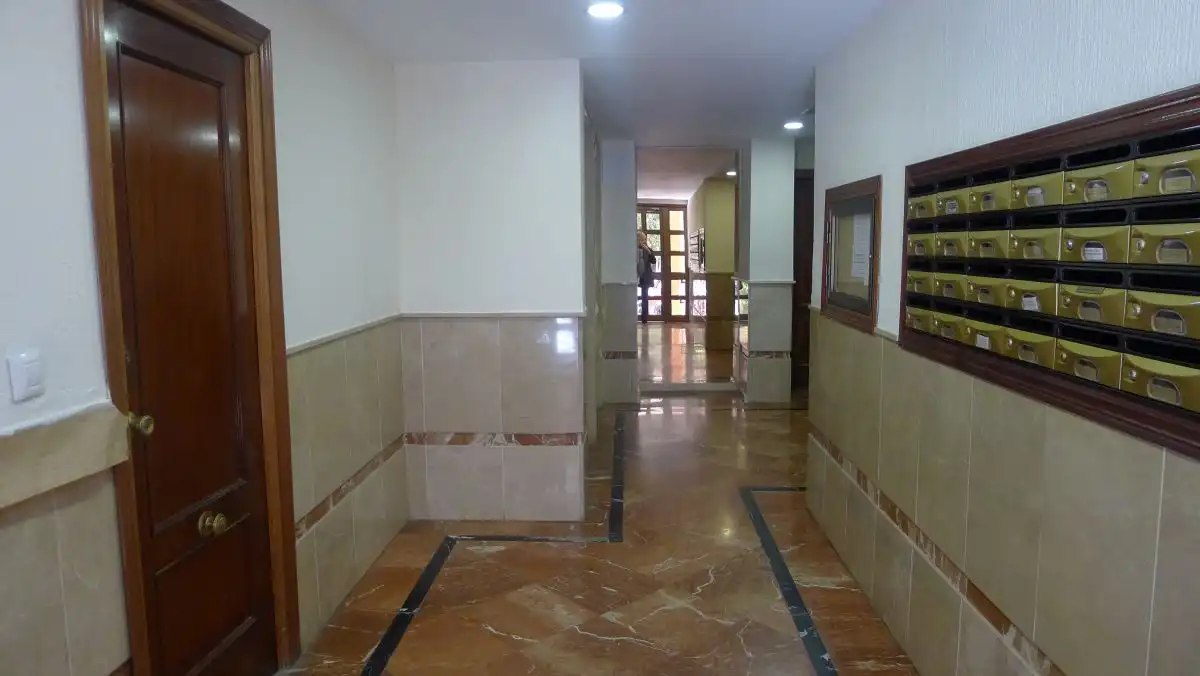 Wohnung zur Miete in Sevilla mit Klimaanlage, Heizung und Terrasse