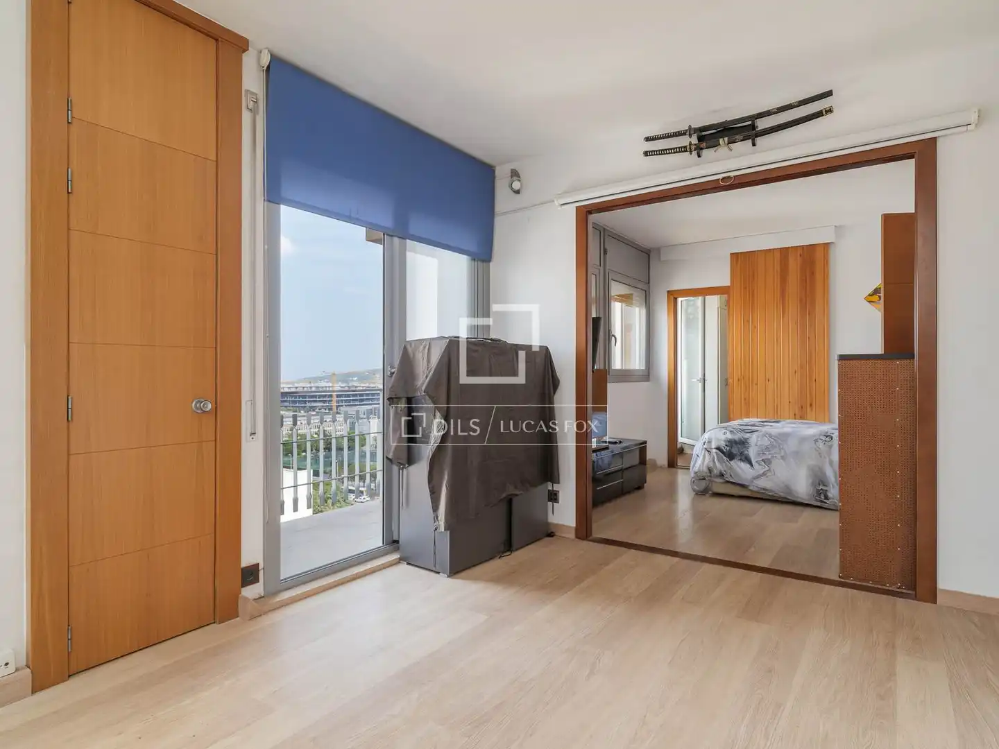 Schlafzimmer von Wohnung zum Verkauf in Barcelona mit Klimaanlage, Terrasse und Abstellraum