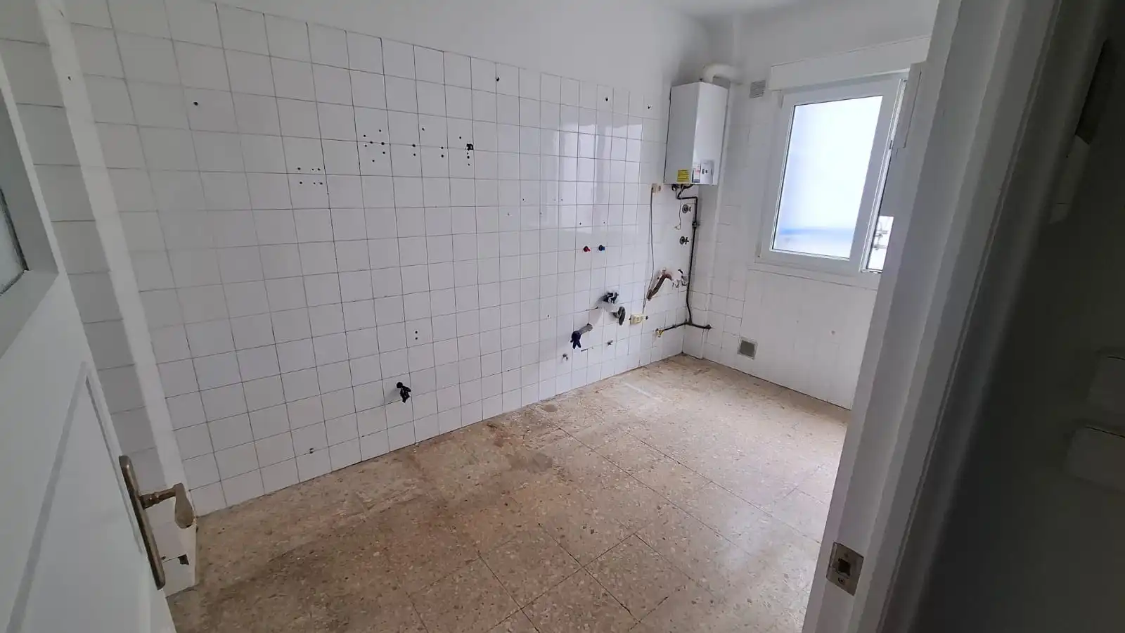 Kitchen of Flat for sale in Getxo   with Heating, Terrace and Storage room
