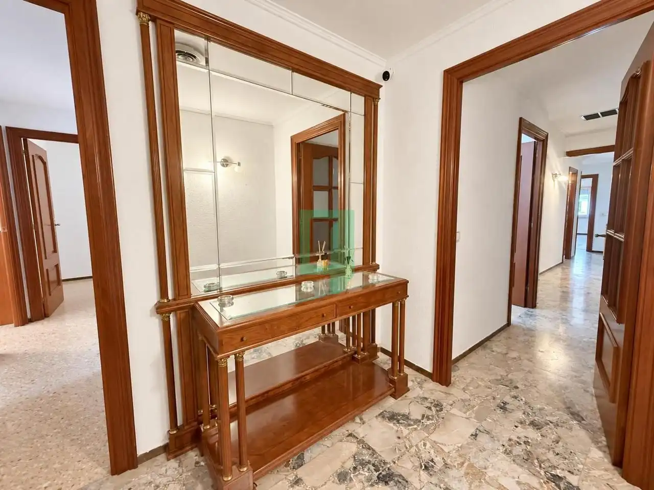 Flat for sale in Badalona  with Air Conditioner and Balcony