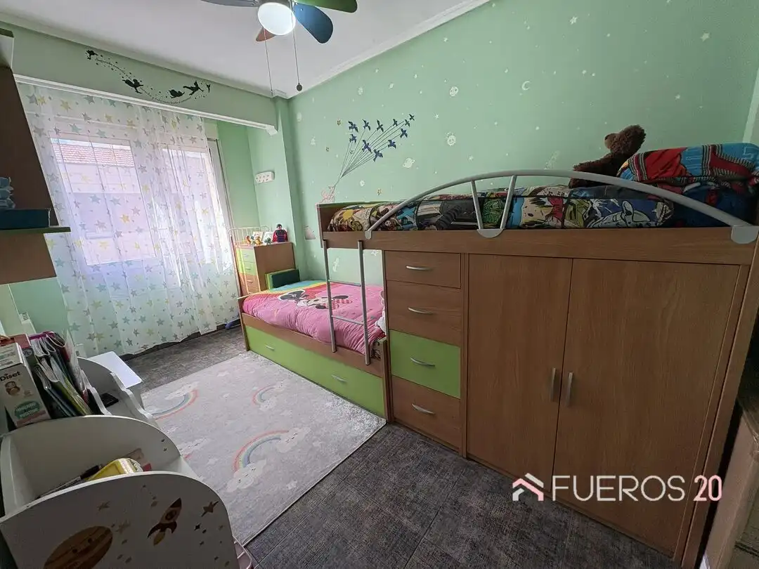 Piso con ascensor en venta en Bagatza - San Vicente, imagen 17