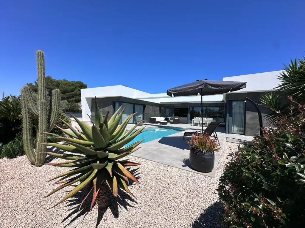 Casa amb piscina en venda a Carrer de la Cuereta, imagen 12