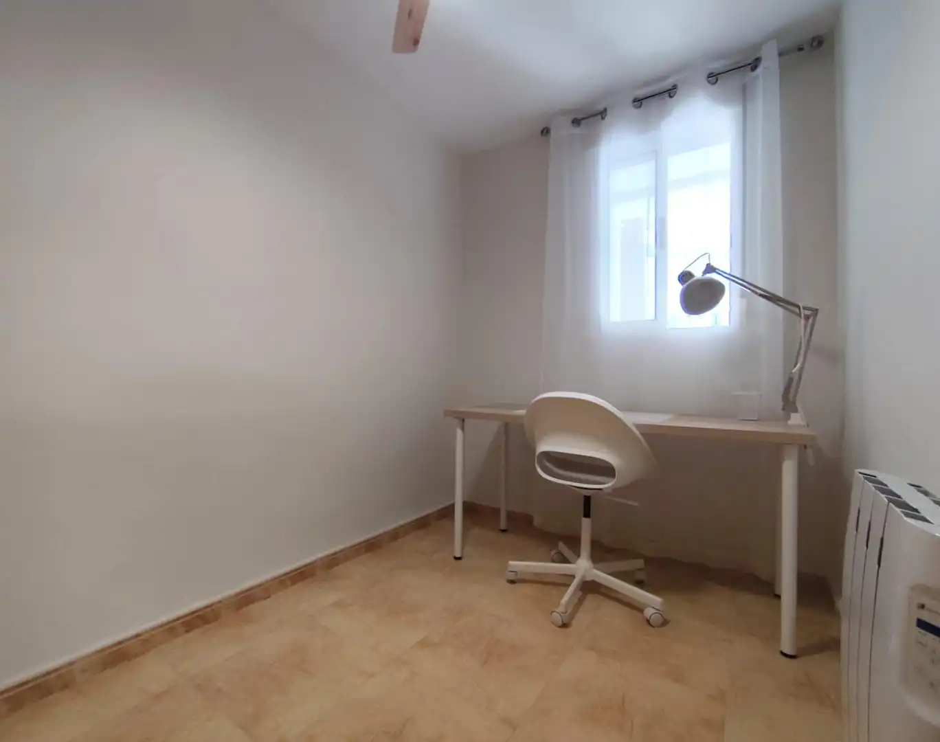 Flat for rent in Los Pinos - El Pilar
