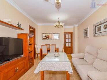 Wohnung mit Aufzug zum Verkauf in MARIA LEJARRAGA 25