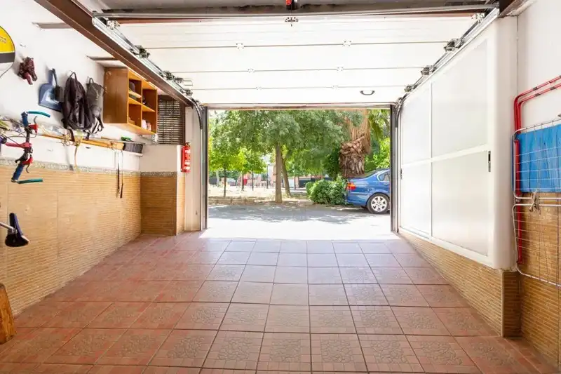Parking of Houses for sale in Granada  with Terrace and Balcony