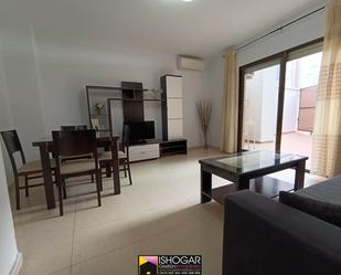 Sala d'estar de Pis de lloguer en Valdepeñas amb Aire condicionat, Calefacció i Terrassa