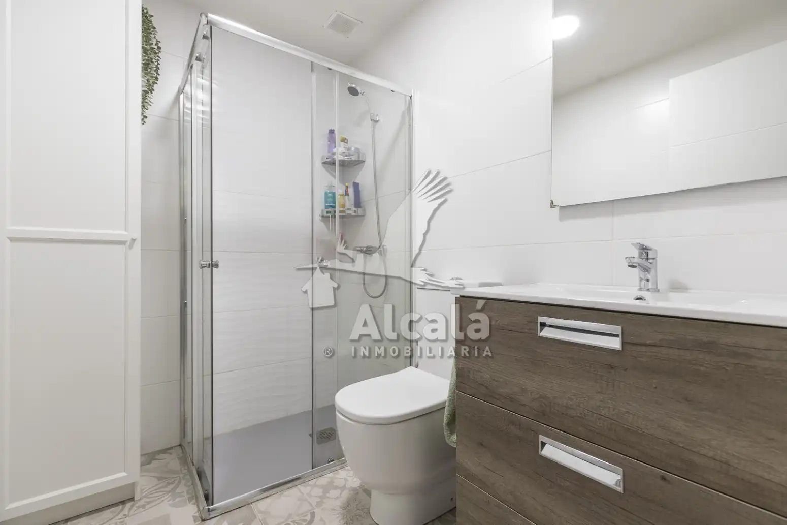 Bathroom of Flat for sale in Azuqueca de Henares  with Air Conditioner and Heating