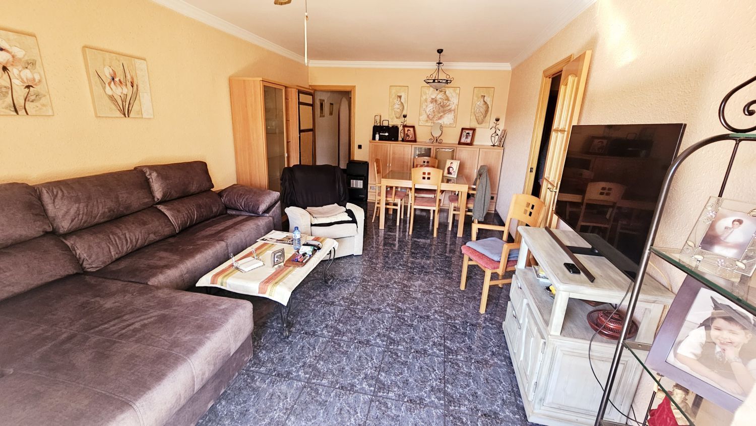 Living room of Flat for sale in El Vendrell  with Terrace and Storage room