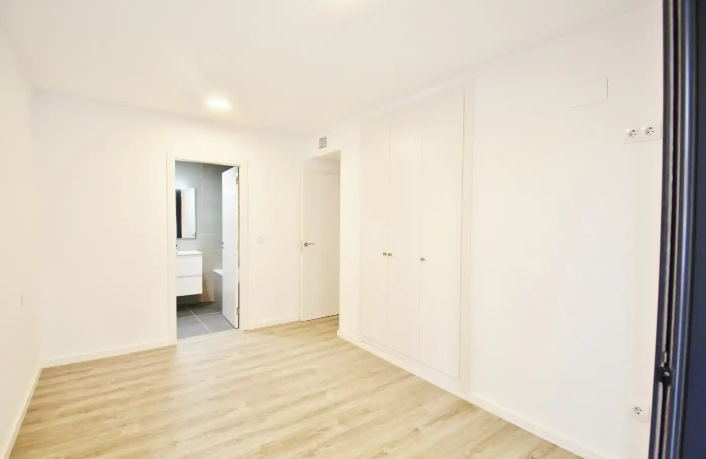 Bedroom of Flat for rent in El Campello  with Air Conditioner, Private garden and Terrace