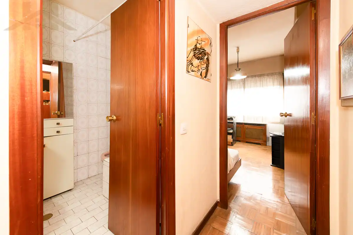 Bedroom of Flat for sale in Madrid  with Air Conditioner, Heating and Community pool