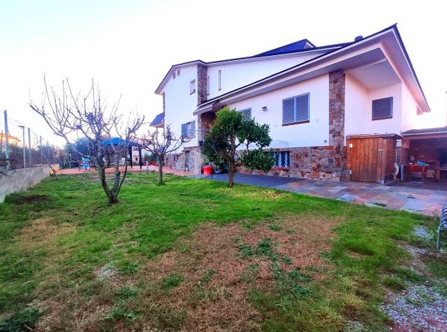 Casa-chalet en Venta en Santa Eulàlia de Ronçana