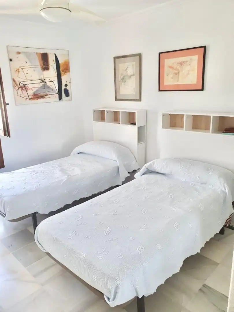 Habitación de Apartamento de alquiler en Cartagena con Aire acondicionado, Piscina y Amueblado