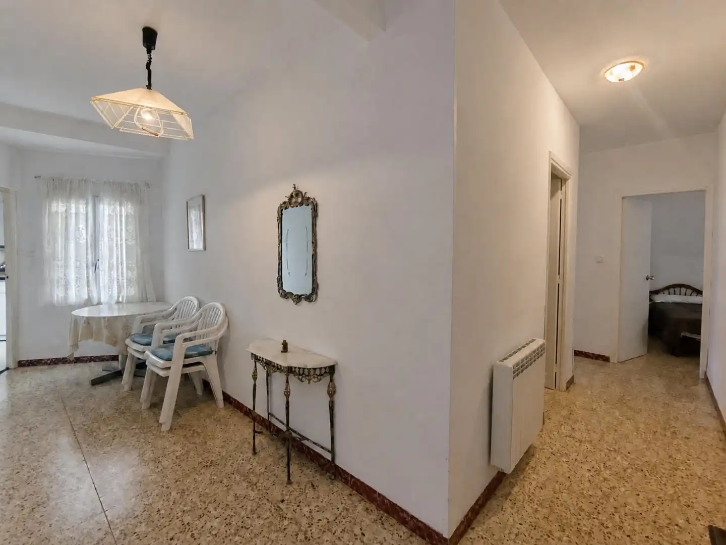 Wohnung zur Miete in Malpartida de Plasencia mit Heizung, Terrasse und Möbliert