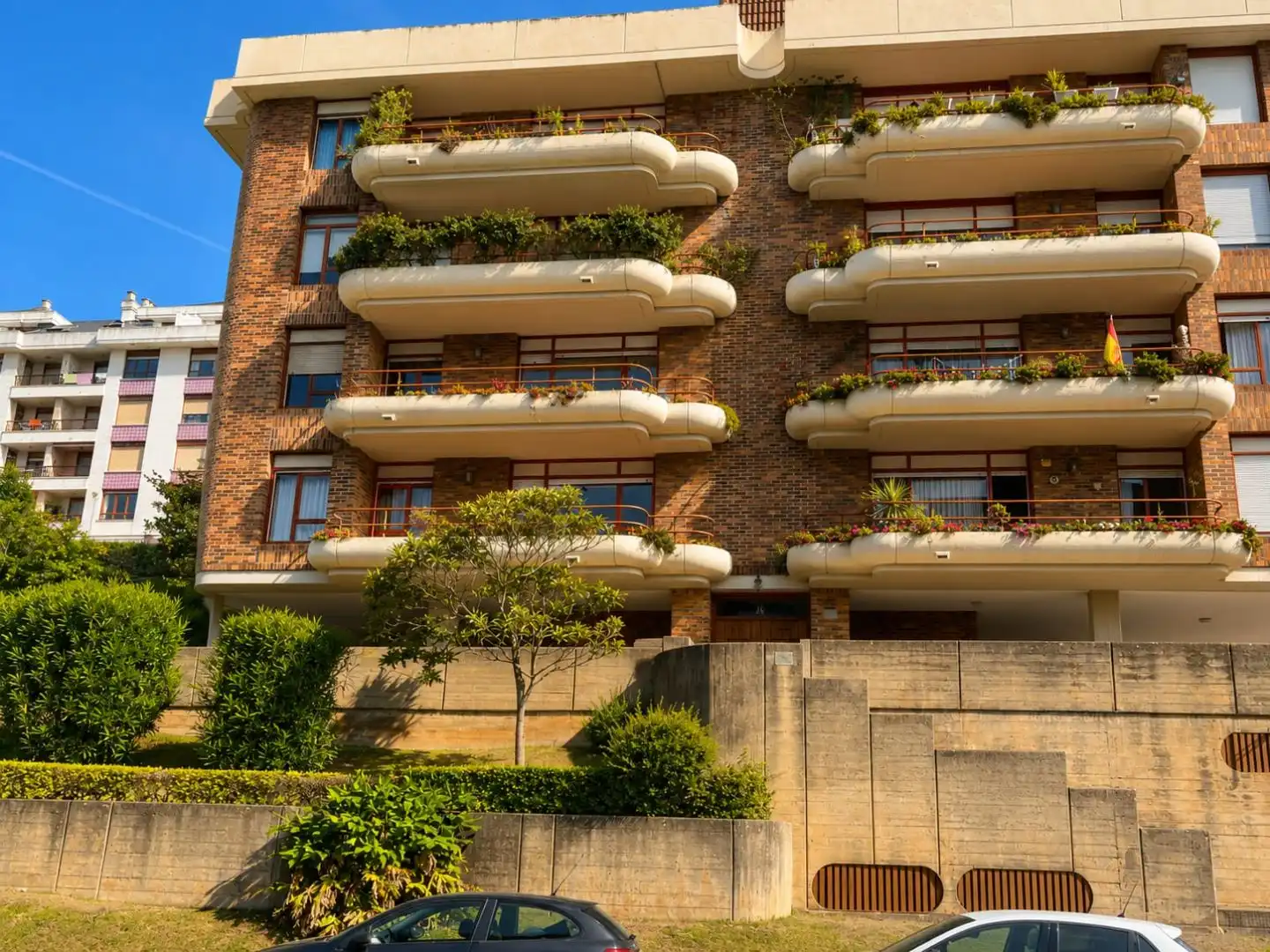 Exterior view of Flat for sale in Valdenoja