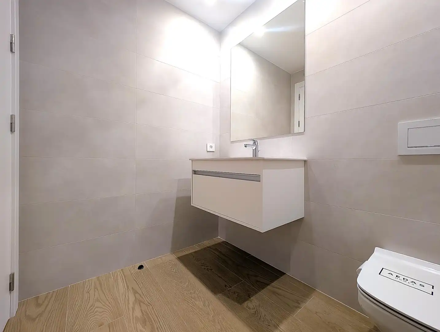 Piso de alquiler en Pamplona-Iruña - PLAZA SALESIANOS, 1º Ensanche