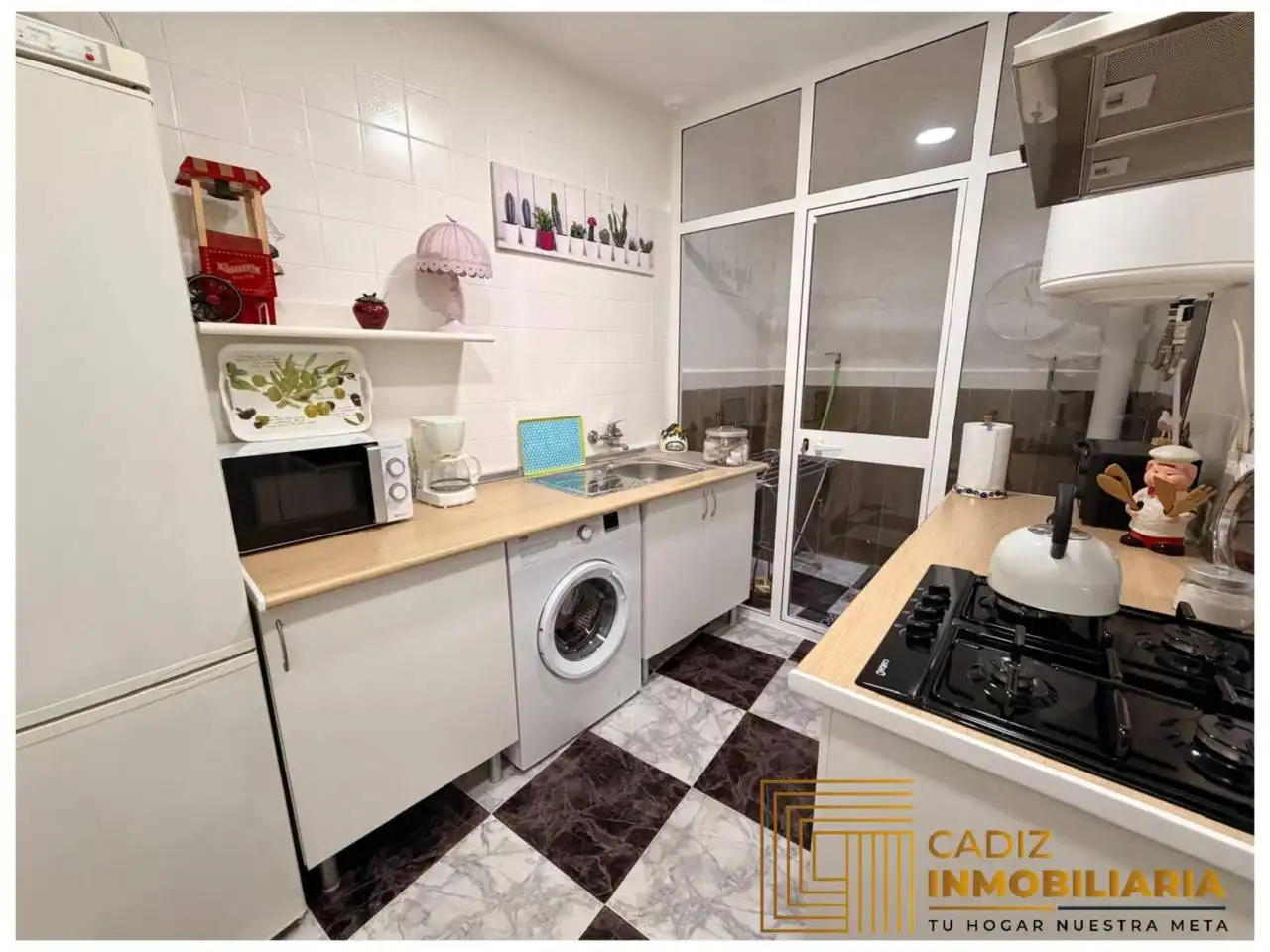 Küche von Wohnung zum Verkauf in Cádiz