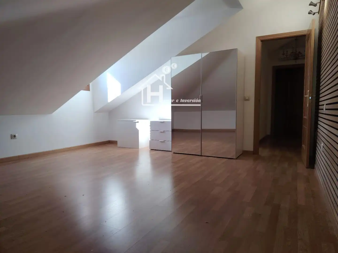 Schlafzimmer von Wohnung zur Miete in Meco mit Klimaanlage, Heizung und Terrasse