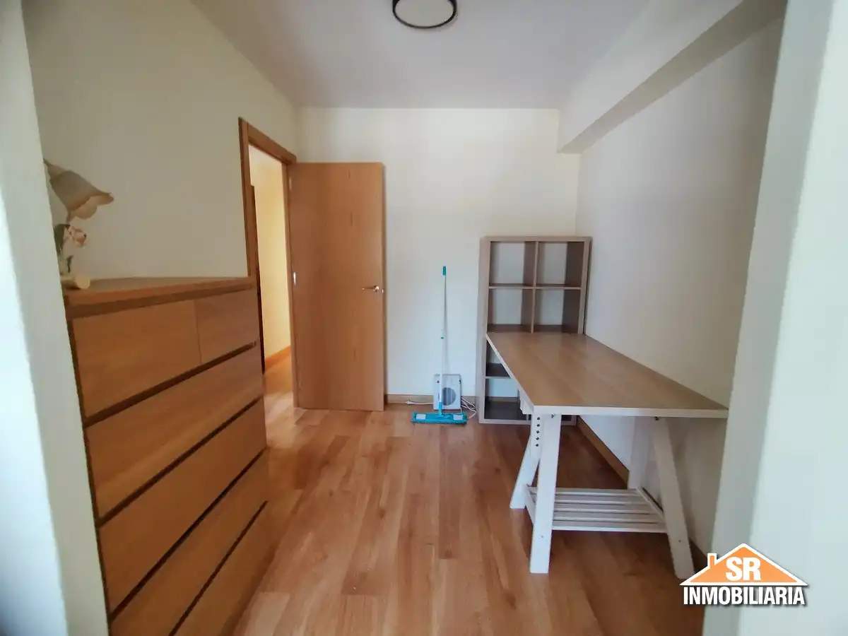Apartamento de alquiler en Avenida Américas, Perillo