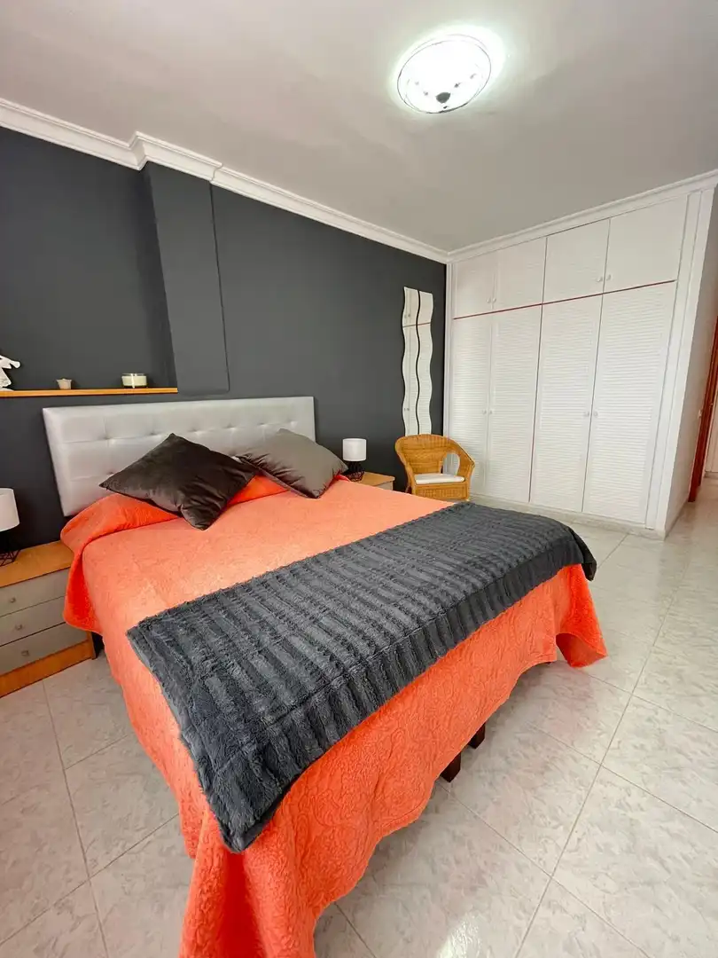 Habitación de Piso de alquiler en Las Palmas de Gran Canaria con Terraza y Amueblado