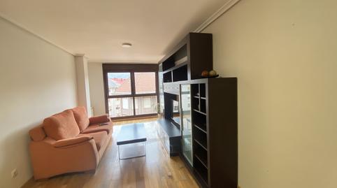 Foto 3 de Piso en venta en Los Corrales de Buelna - Calle la Paz, 7, Los Corrales de Buelna , Cantabria