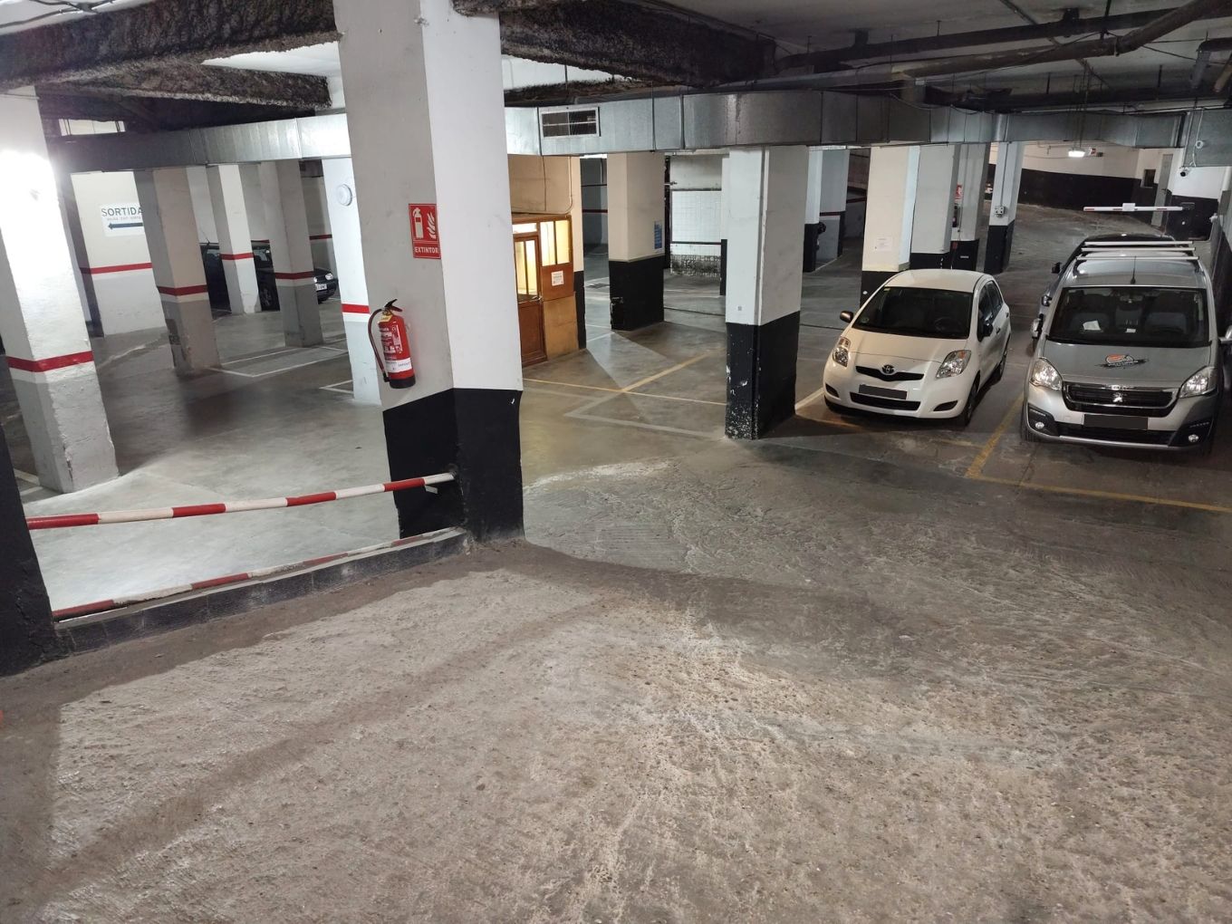 Parking of Garage for rent in  Barcelona Capital  with Alarm