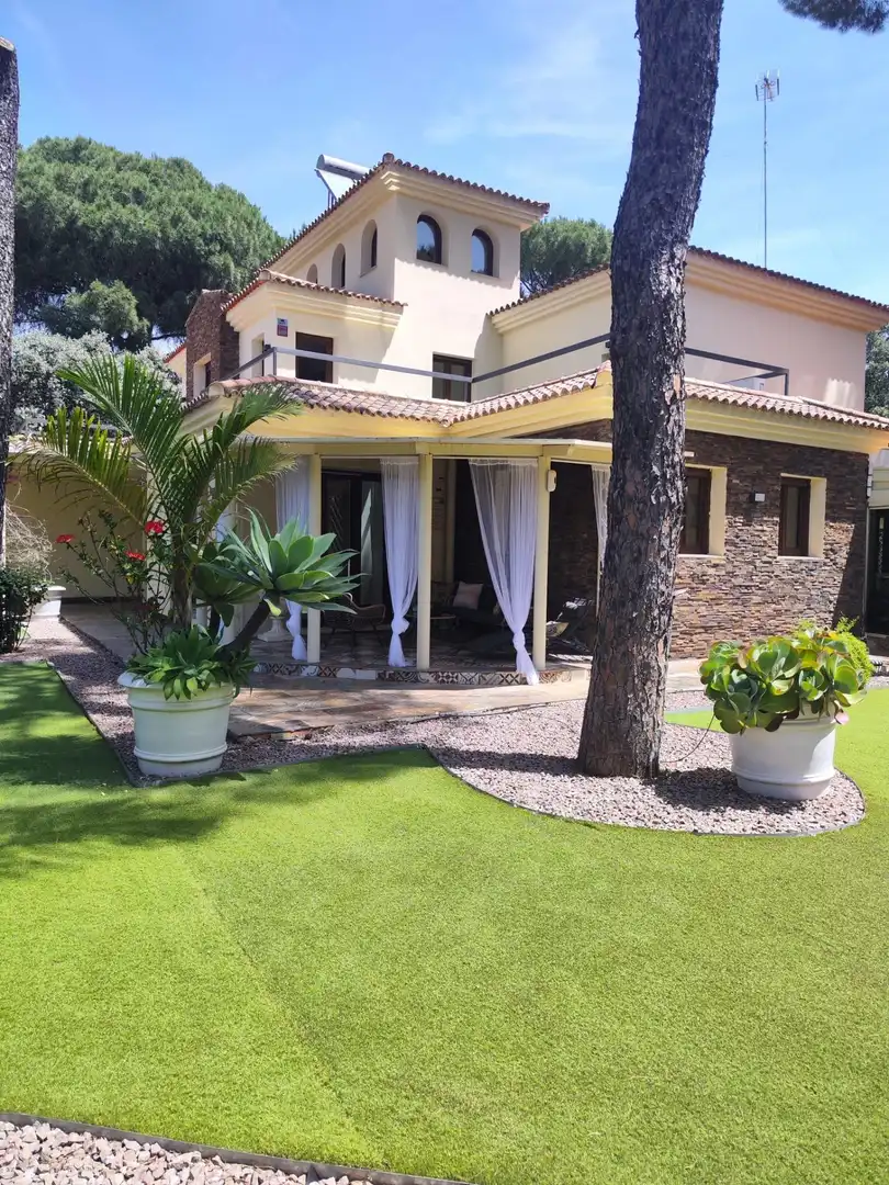 Chalet con piscina en venta en Bollullos de la Mitación, imagen 81