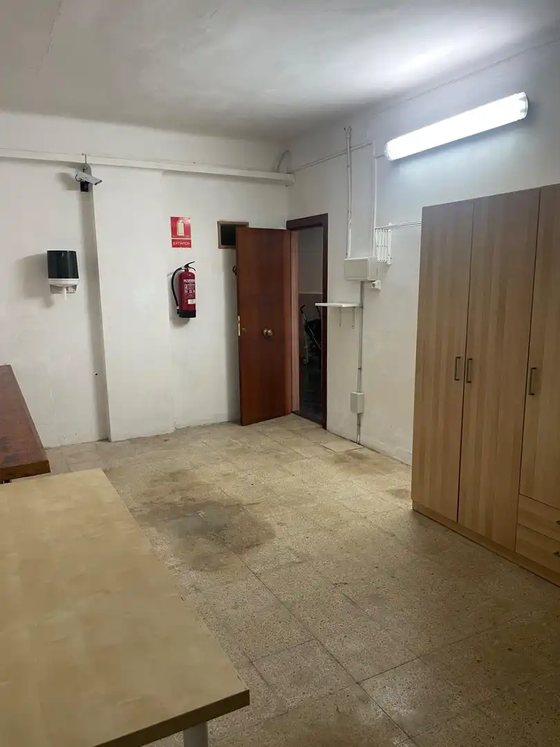 Local commercial à vendre à Travesía Travessia de Can Maresme, imagen 5