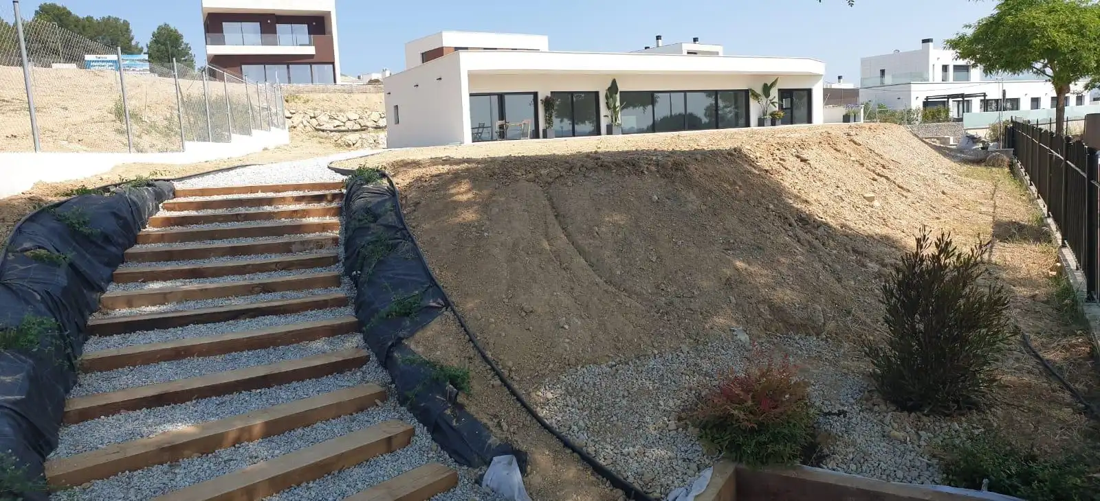 Villa con giardino in vendita a Calle MONTARDO, imagen 2
