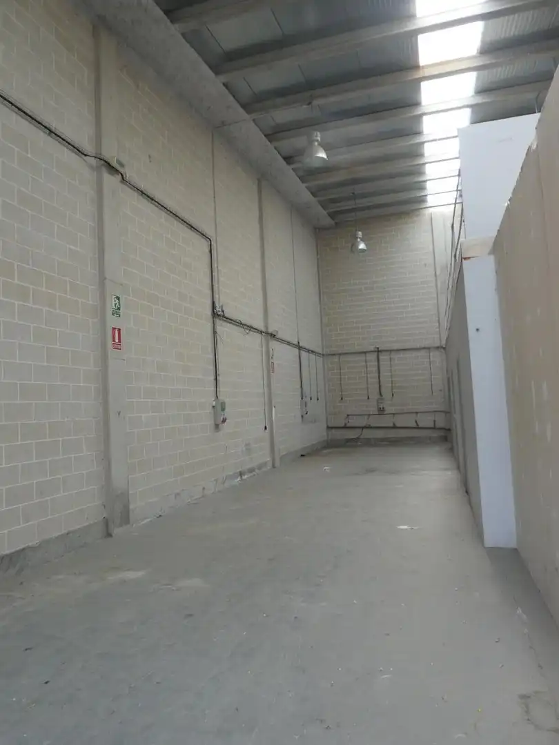 Fabrikhallen zum Verkauf in Tudela