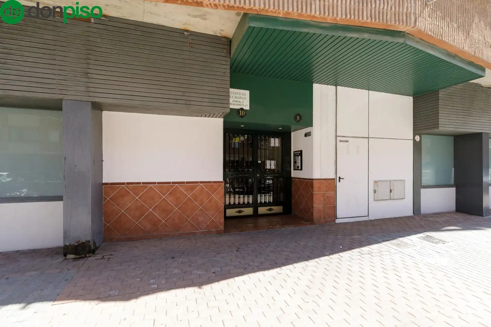 Flat for sale in Granada  with Air Conditioner, Terrace and Balcony