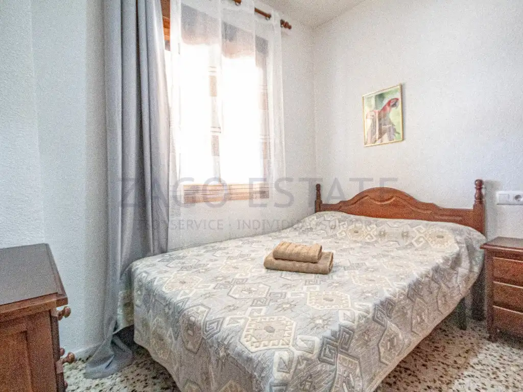 Dormitori de Casa o xalet de lloguer en La Nucia amb Piscina