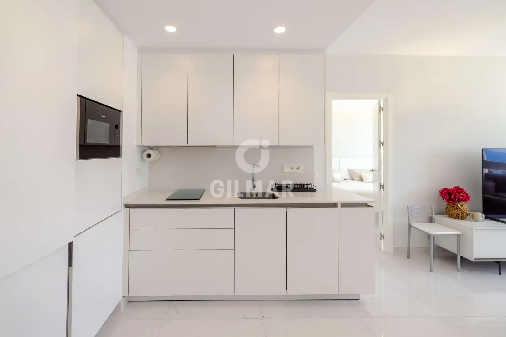 Cuina de Apartament en venda en Marbella amb Calefacció, Jardí privat i Traster