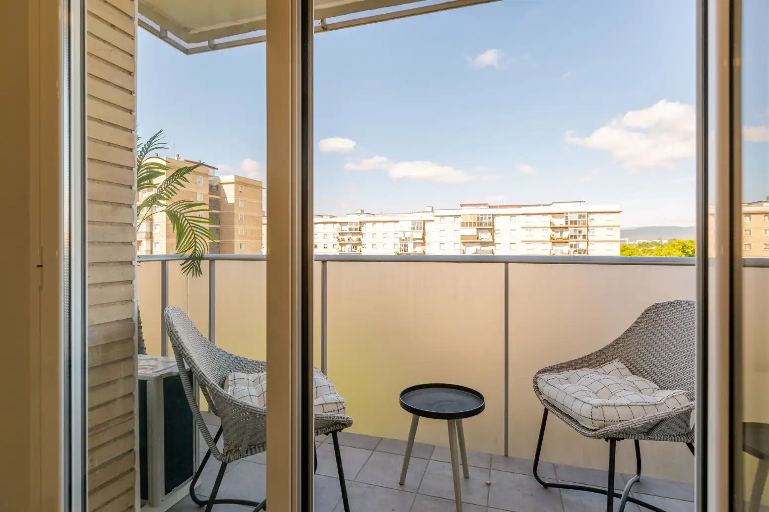 Terrasse von Wohnung zum Verkauf in  Pamplona / Iruña mit Klimaanlage, Heizung und Parkett