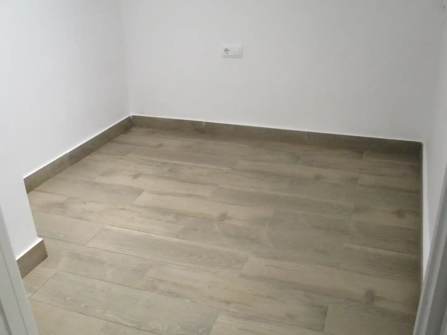 Flat for sale in Mollet del Vallès  with Air Conditioner, Terrace and Furnished