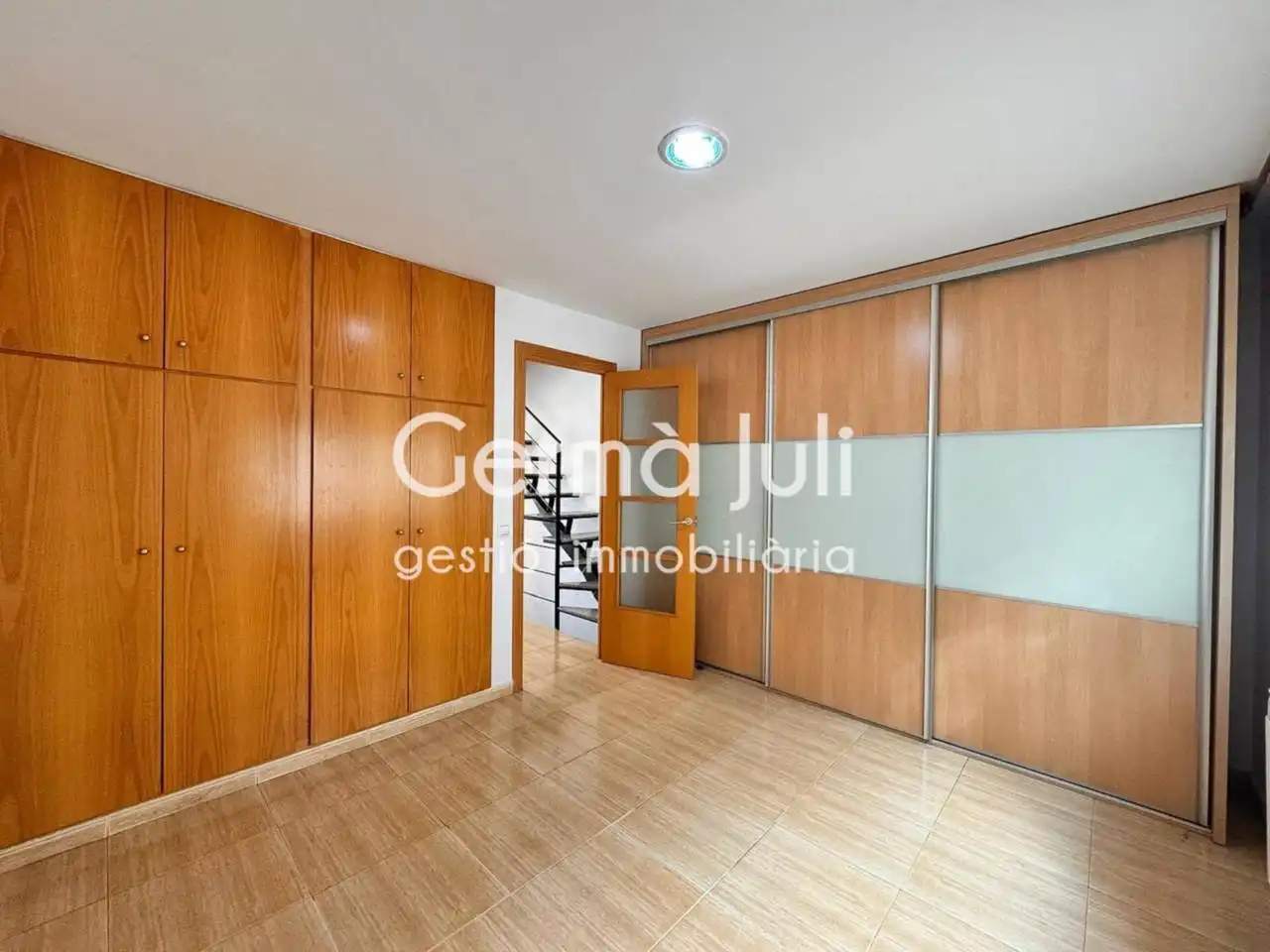 Habitación de Casa o chalet en venta en Badalona con Aire acondicionado, Calefacción y Parquet