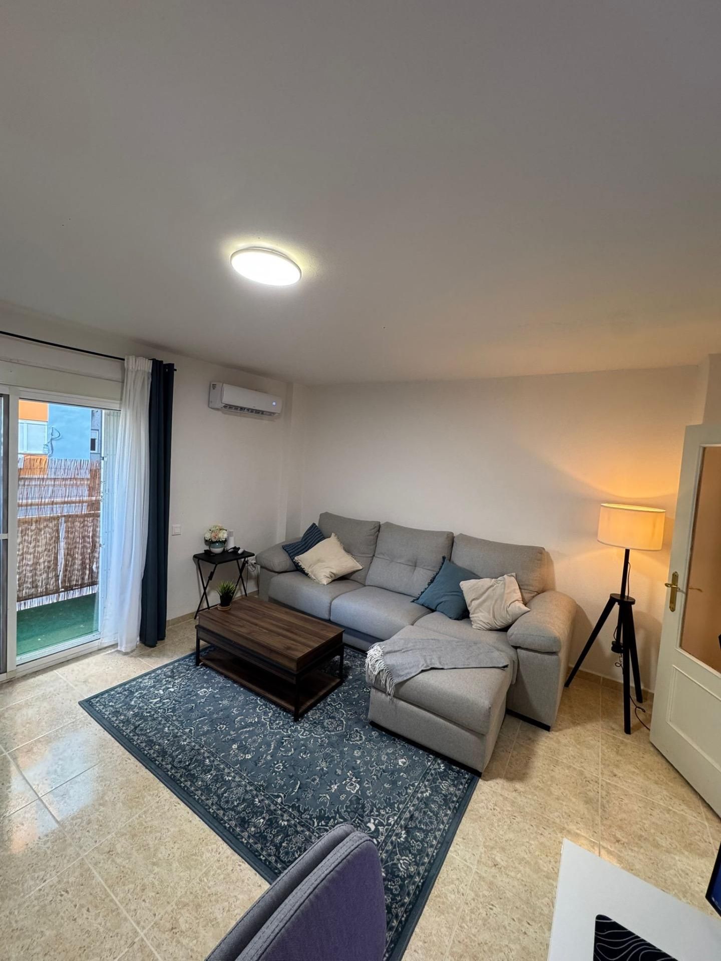 Living room of Flat for sale in  Valencia Capital  with Air Conditioner, Storage room and Furnished