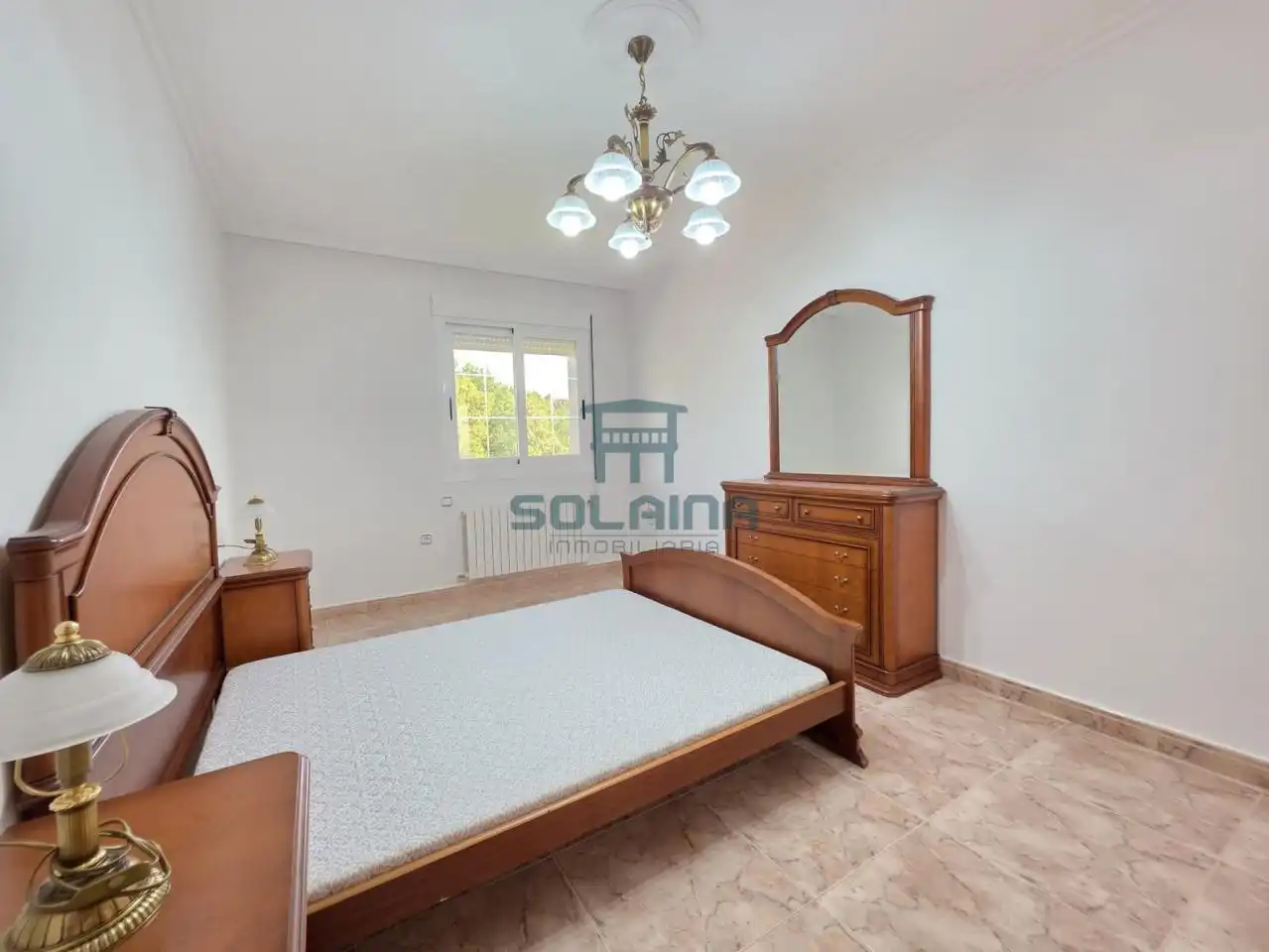 Habitación de Casa o chalet en venta en A Merca   con Calefacción, Jardín privado y Terraza