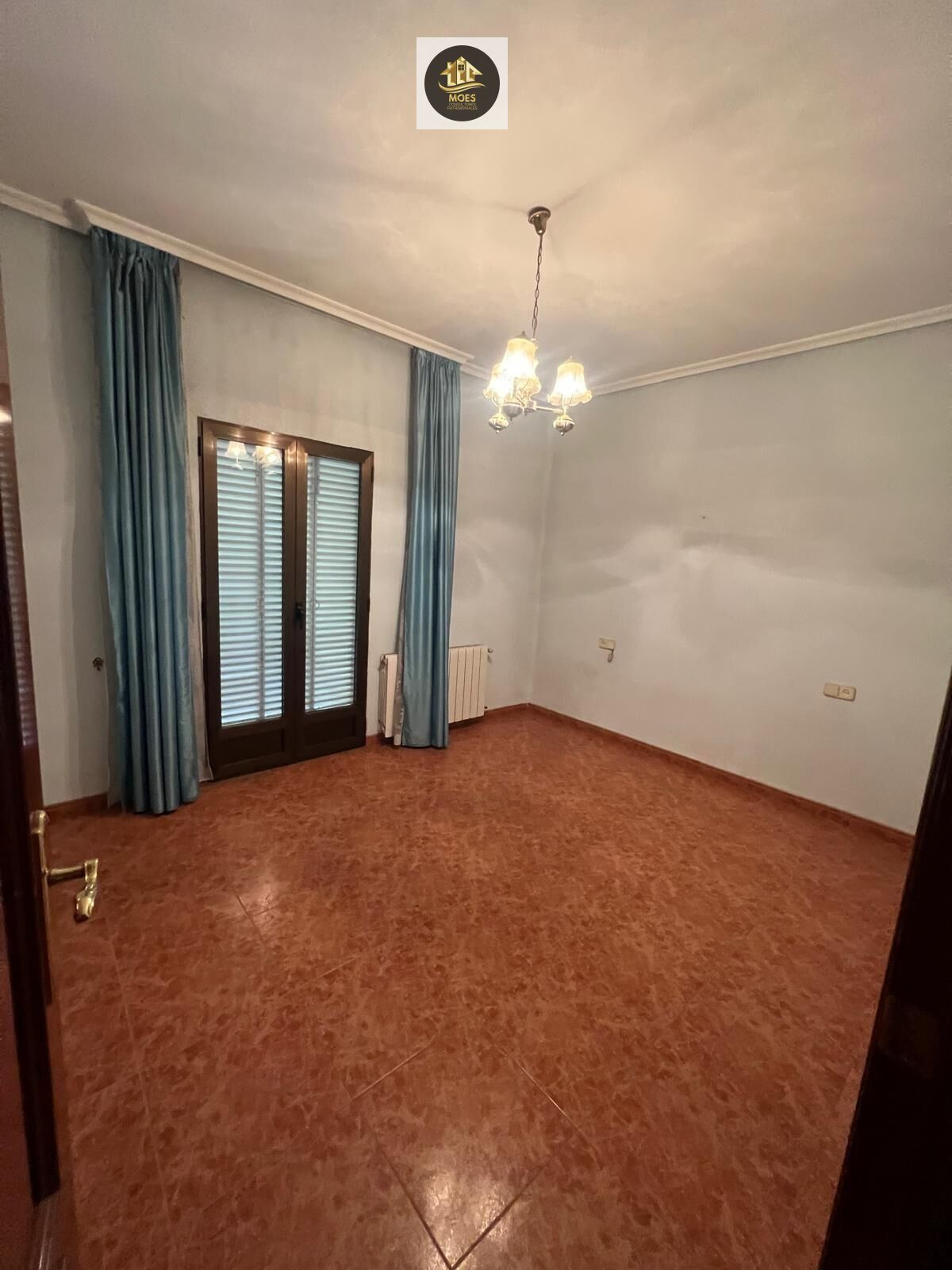 Dormitori de Casa o xalet en venda en  Jaén Capital amb Aire condicionat, Calefacció i Terrassa