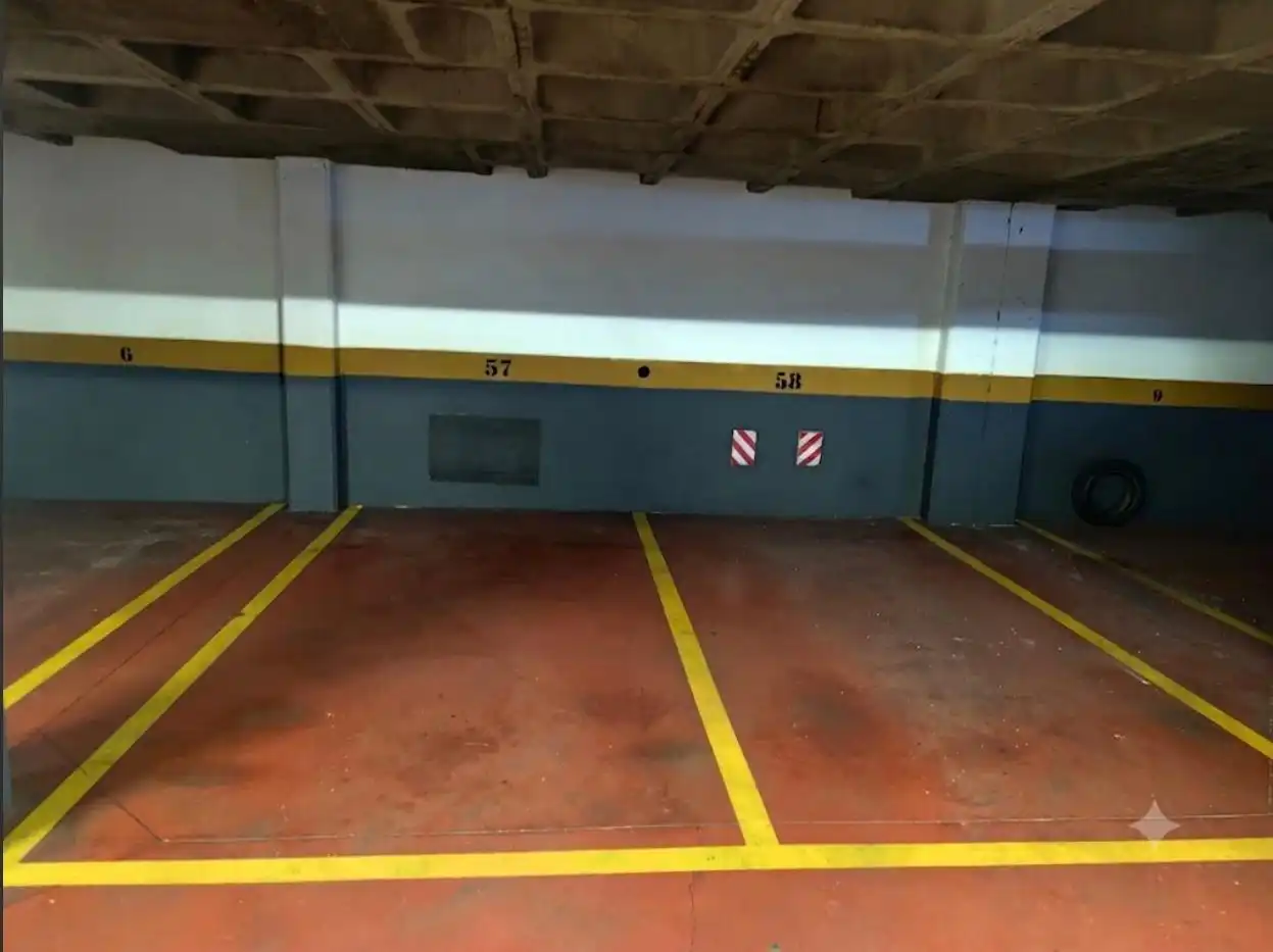 Parking of Attic for sale in Madrid  with Air Conditioner, Heating and Terrace