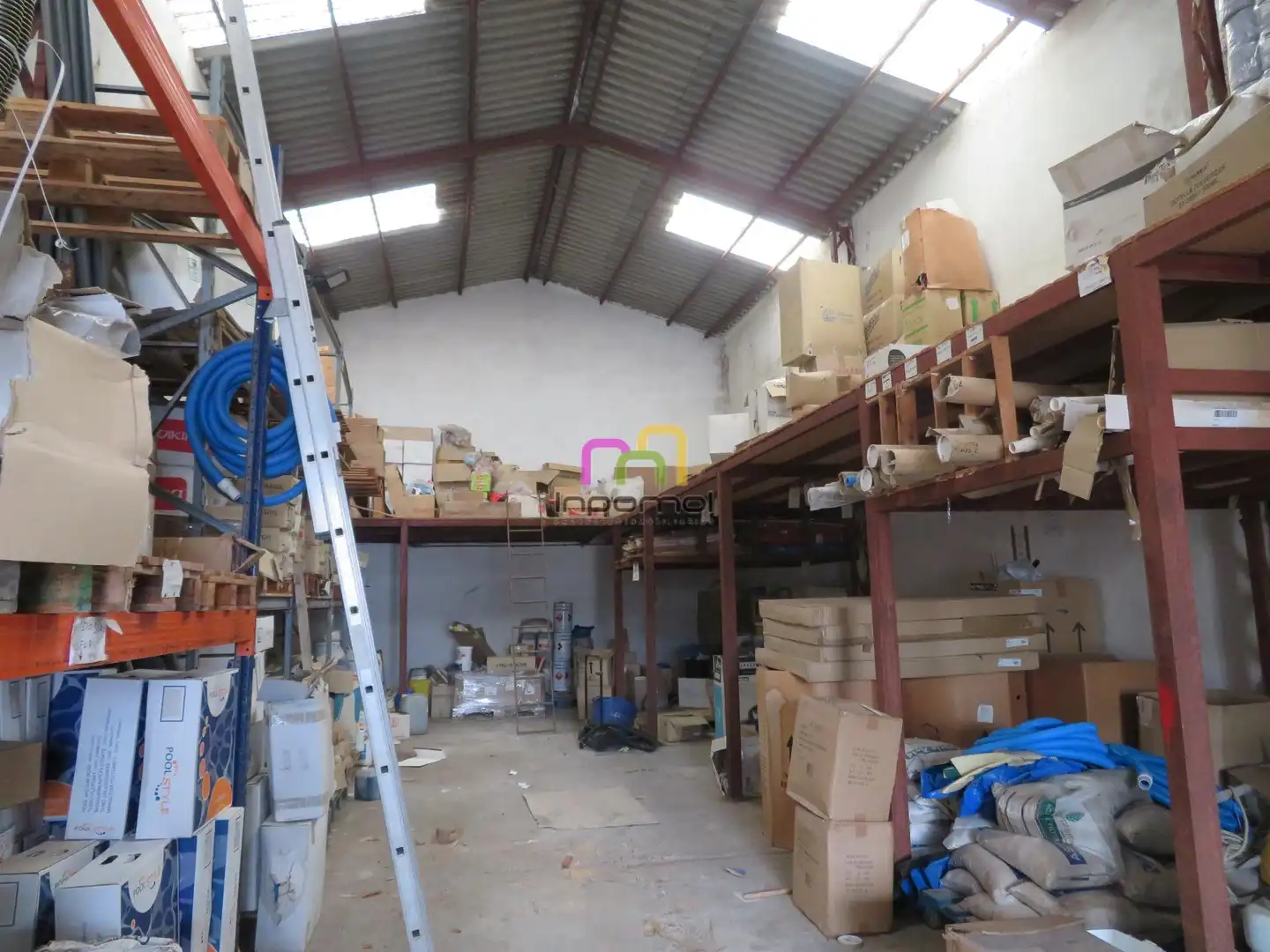 Nau industrial en venda a Maria Auxiliadora - Barriada de Llera, imagen 2