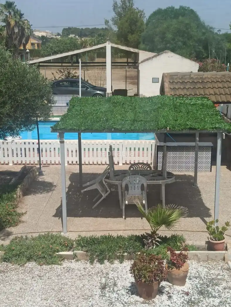 Chalet con jardín en venta en RM-19 9, imagen 2