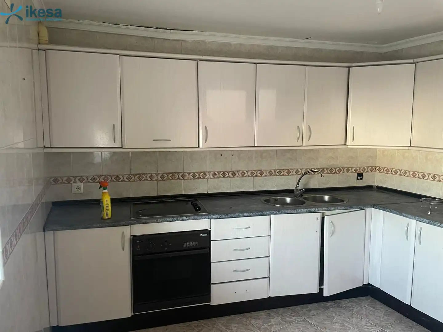 Casa adosada en venta en Constantina