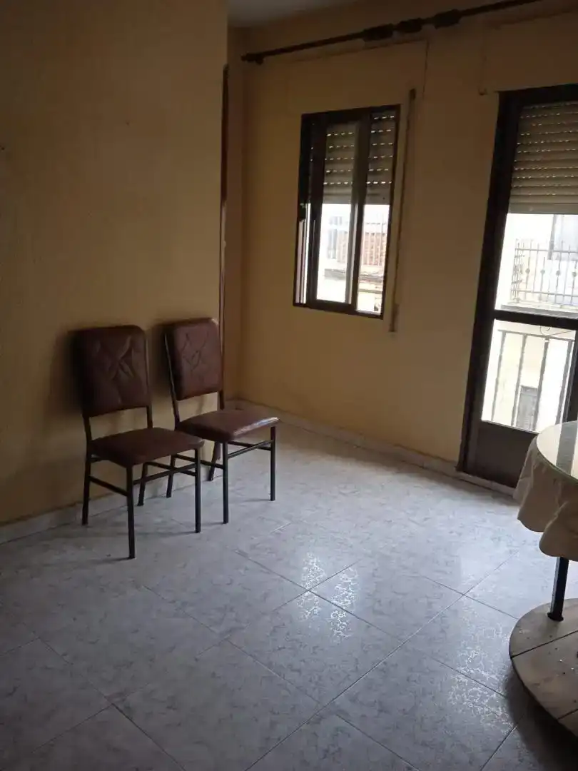 Casa adosada en venta en Logrosán